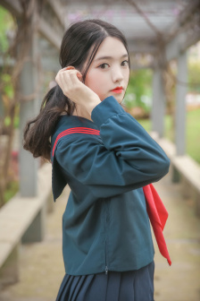 日本水蜜桃乳污